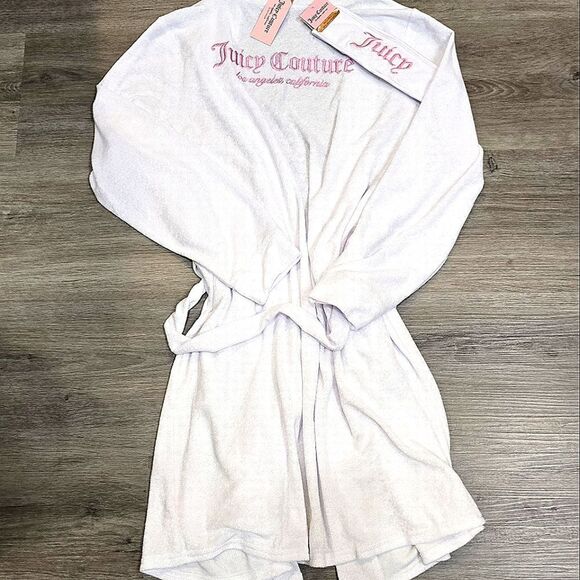 Juicy Couture Signature Logo Terry Robe & Headband Set - Picture 3 of 7